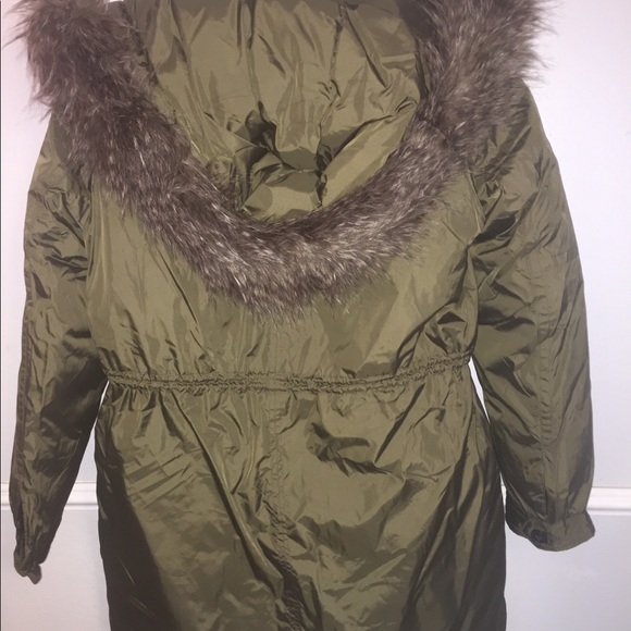 Long green banana republic nom feathered jacket. - Picture 5 of 6